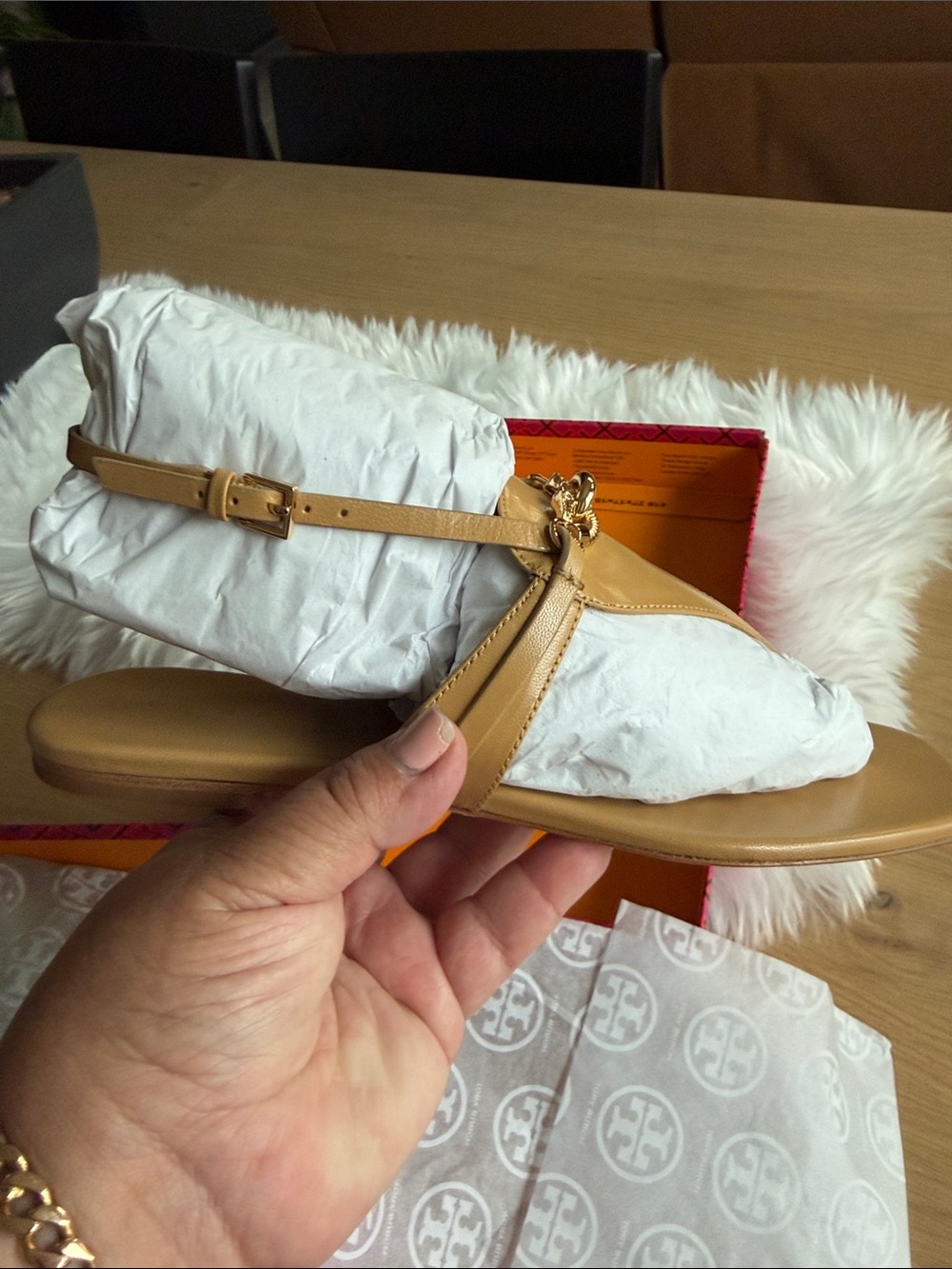 Tory Burch - Picture 2 of 5